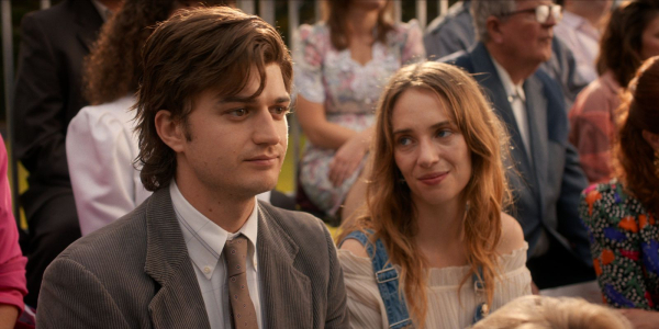 Joe Keery as Steve Harrington and Maya Hawke as Robin Buckley in Stranger Things Season 5